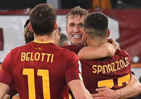 Saulbakken doseže svoj prvi gol ob zmagi Rome