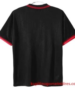 Alternative view of AC Milan Retro Nogometni Dresi Tretji 1997/98