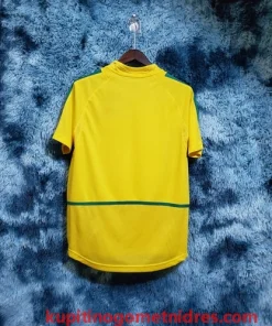 Alternative view of Brazilija Retro Nogometni Dresi Domači 2002 WM