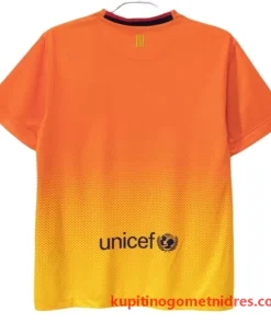 Alternative view of FC Barcelona Retro Nogometni Dresi Gostujoči 2012-2013