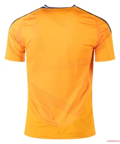 Alternative view of Real Madrid Nogometni Dresi Gostujoči 2024/25