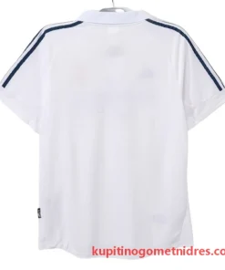 Alternative view of Real Madrid Retro Nogometni Dresi Domači 01-02