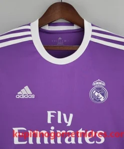Alternative view of Real Madrid Retro Nogometni Dresi Gostujoči 16-17