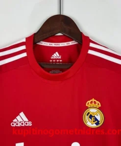 Alternative view of Real Madrid Retro Nogometni Dresi Tretji 2011/12